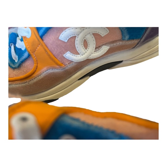 Chanel Multicolor Calfskin Suede CC Logo Trainer Sneaker - Picture 12 of 15